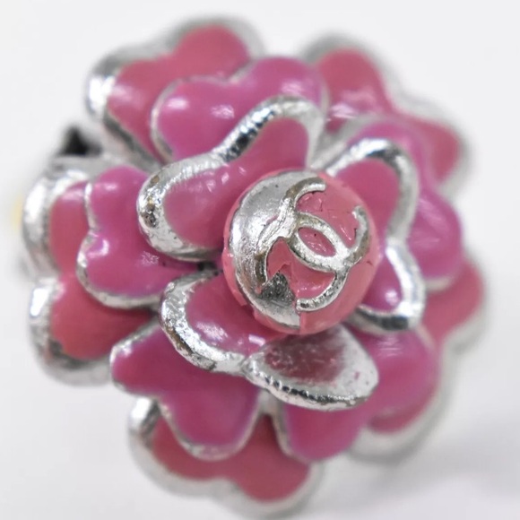 CHANEL Camelia CC Pink & Silver-tone Metal Earrings - Picture 5 of 9